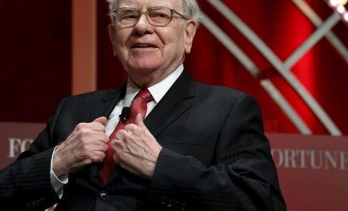 Elektroboom: Warren Buffett verdient 3.000% an seinem chinesischen Tesla