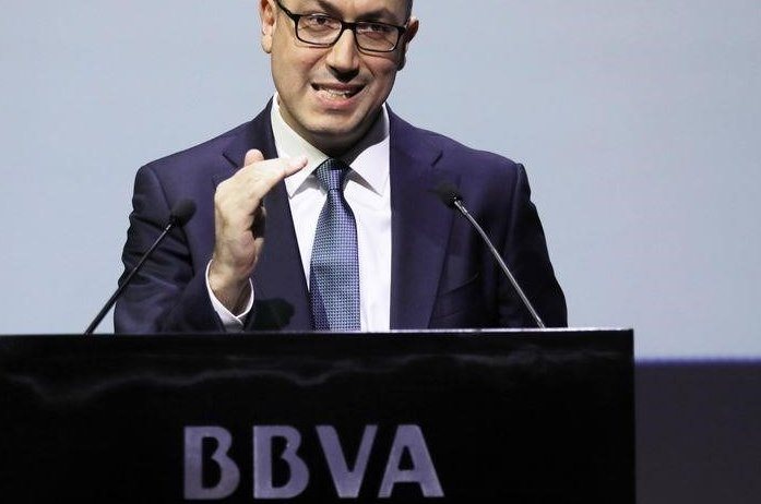 BBVA sagt, der Fall der Lira mache das Übernahmeangebot für Garanti um 400 Millionen Euro billiger