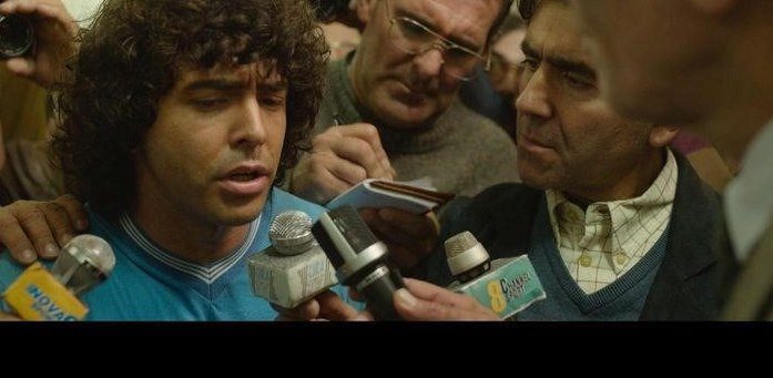 Lazio fordert Amazon Prime auf, eine Szene aus der Maradona-Serie zu entfernen, in der der Verein als "faschistisch" bezeichnet wird.