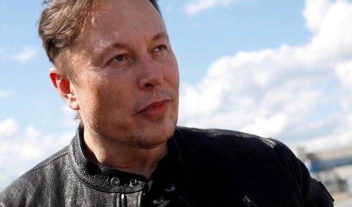 Musk sollte 10% seiner Tesla-Aktien verkaufen, sagen Twitter-Nutzer