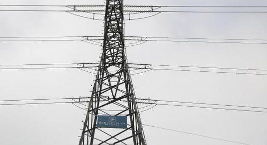 Strom beginnt den Dezember mit einem Rückgang von 10% auf 247,21 Euro/MWh