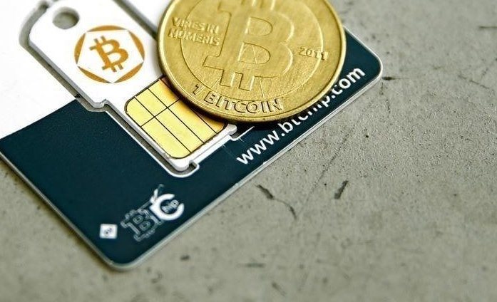 Bitcoin-Kurs kehrt Gewinne in der Silvesternacht um; Hodler stapeln weiterhin Sats