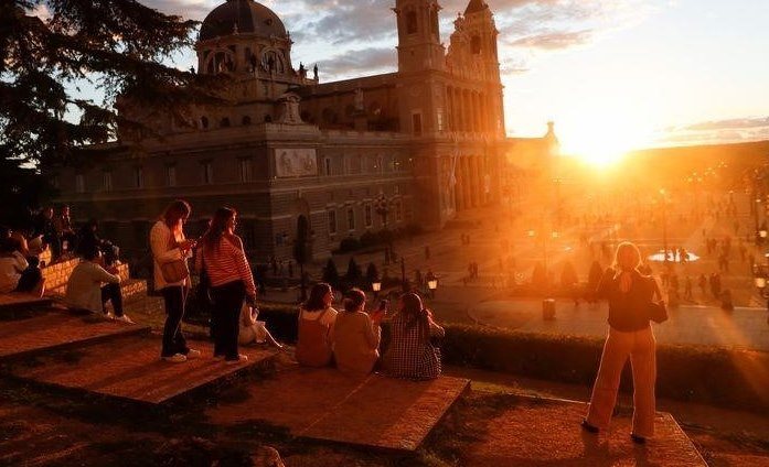 Ausländischer Tourismus in Spanien steigt im November an, bleibt aber deutlich unter dem Niveau von 2019