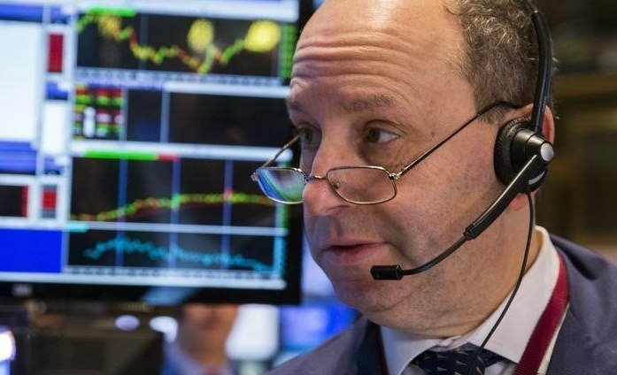 Die Wall Street schließt uneinheitlich und der Dow Jones fällt um 0,56%.