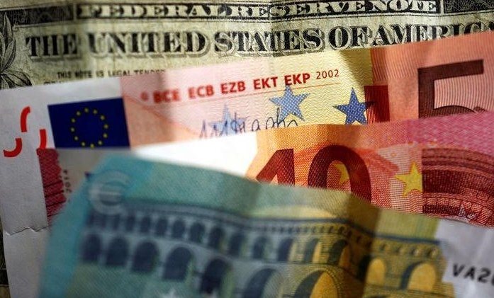 Dollar schwächelt, Euro glänzt nach EZB-Sitzung