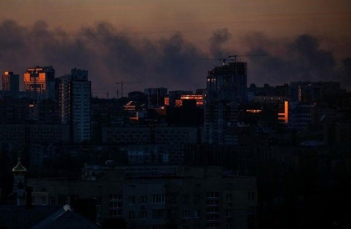 Laut Ukraine töten russische Streitkräfte sieben Zivilisten, die in einem Evakuierungskonvoi zu fliehen versuchen
