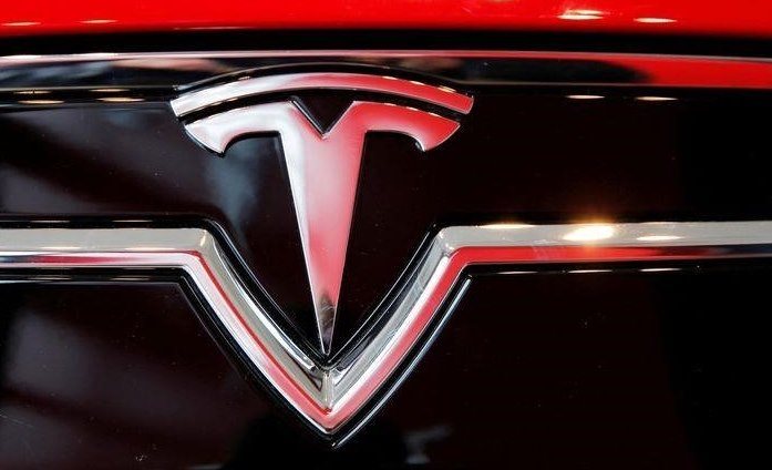 Tesla liefert im ersten Quartal einen Rekord an Fahrzeugen aus, aber die Produktion sinkt wegen China